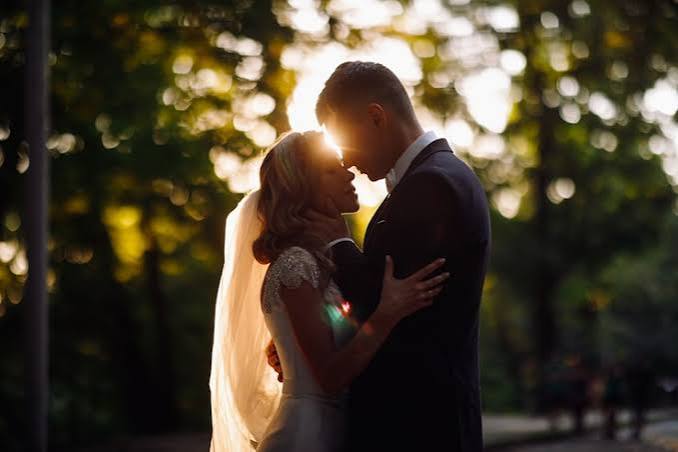 Do Namoro ao Casamento: Como Usar Fantasia para Casal para Celebrar Aniversários e Apimentar a Relação